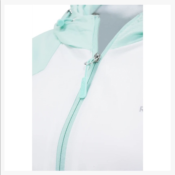 NWT Women’s Reebok Fleece Lined Windbreaker Jacket - Picture 5 of 13